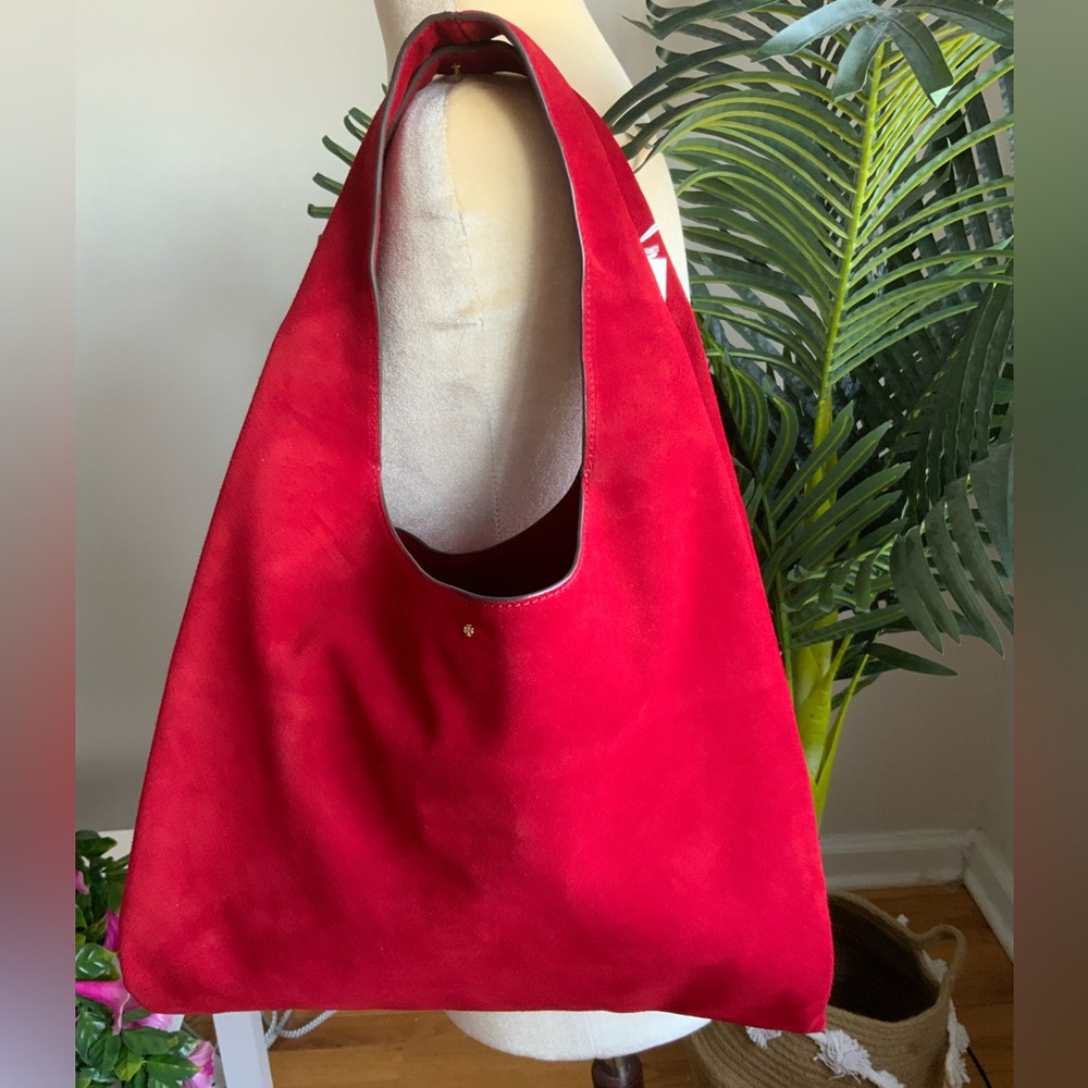 NWT TORY BURCH SUEDE SLOUCH SHOULDER BAG COFFEEBERRY RED - Picture 2 of 8